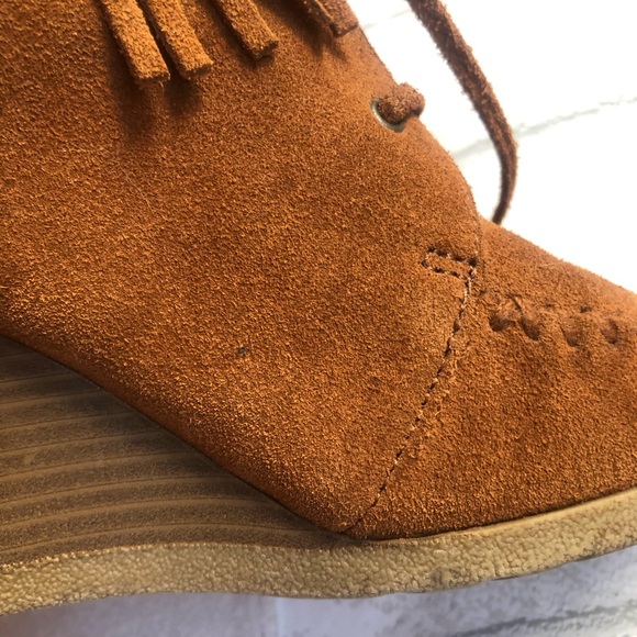 Minnetonka Wedge fringe booties - Picture 15 of 16